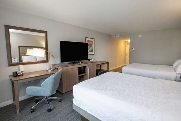  - Hampton Inn & Suites Cincinnati - I-71, Exit 12