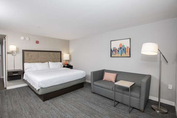  - Hampton Inn & Suites Cincinnati - I-71, Exit 12