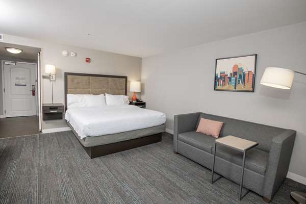 - Hampton Inn & Suites Cincinnati - I-71, Exit 12