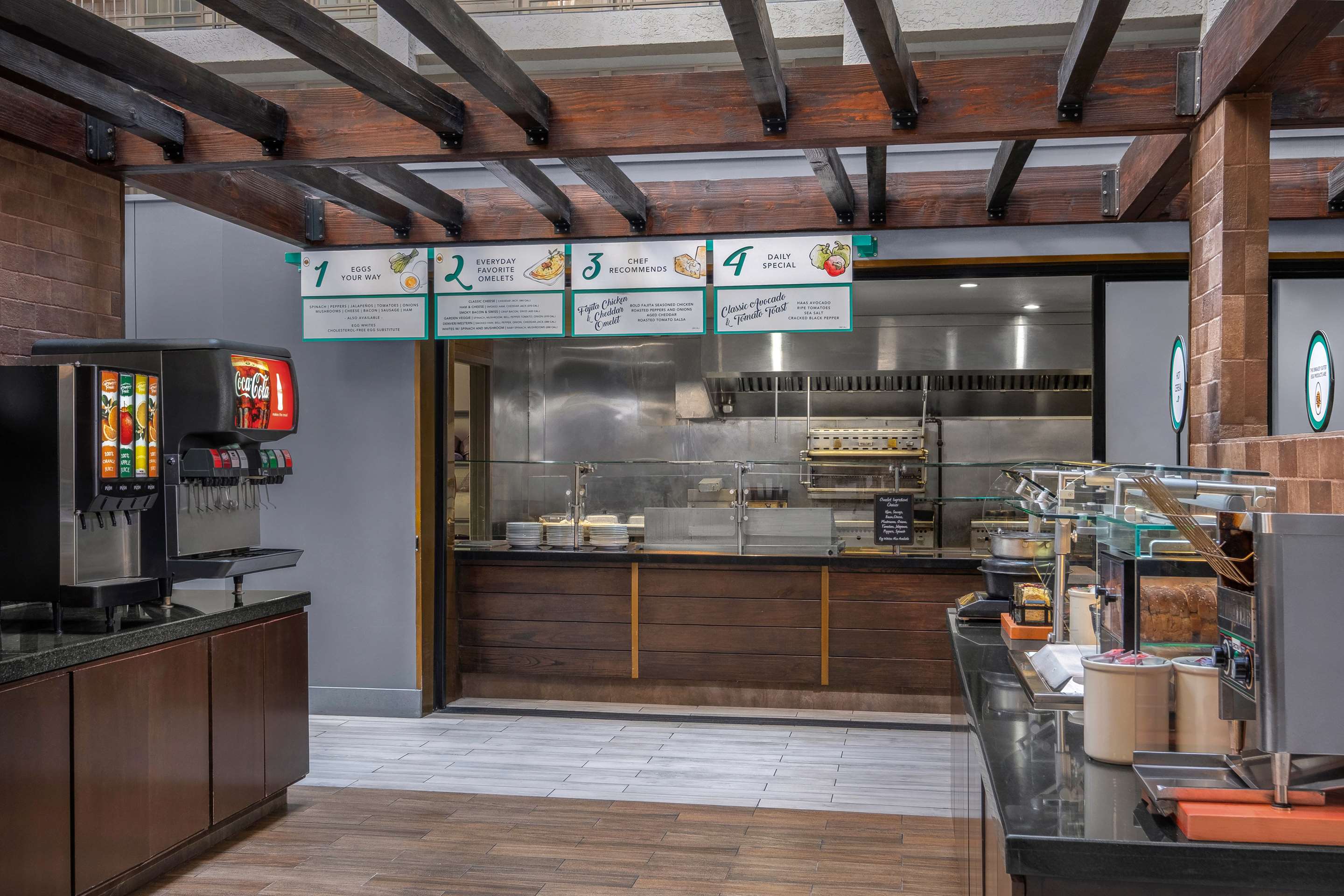 Breakfast Area | Embassy Suites by Hilton El Paso