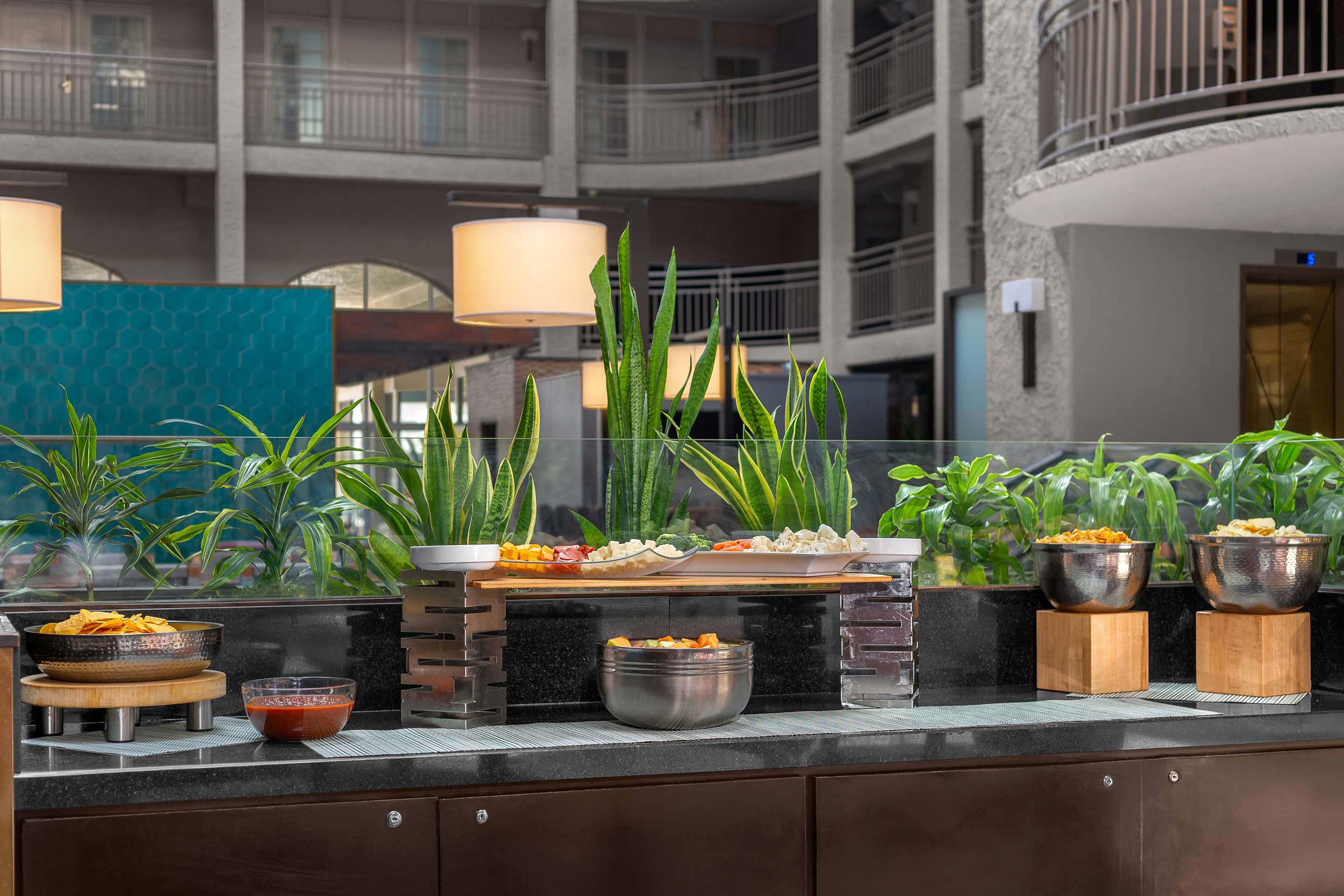 Breakfast Area | Embassy Suites by Hilton El Paso