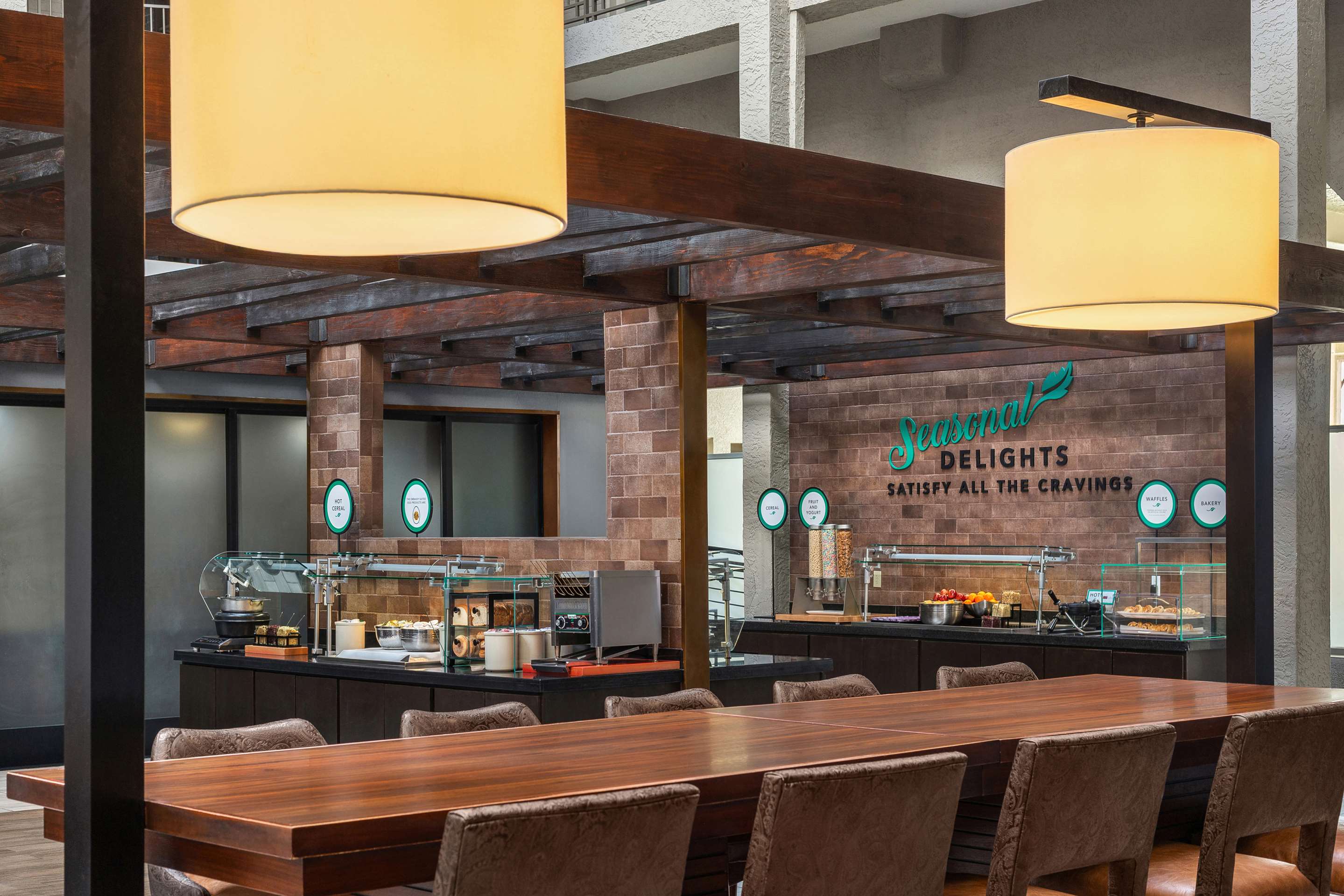 Breakfast Area | Embassy Suites by Hilton El Paso