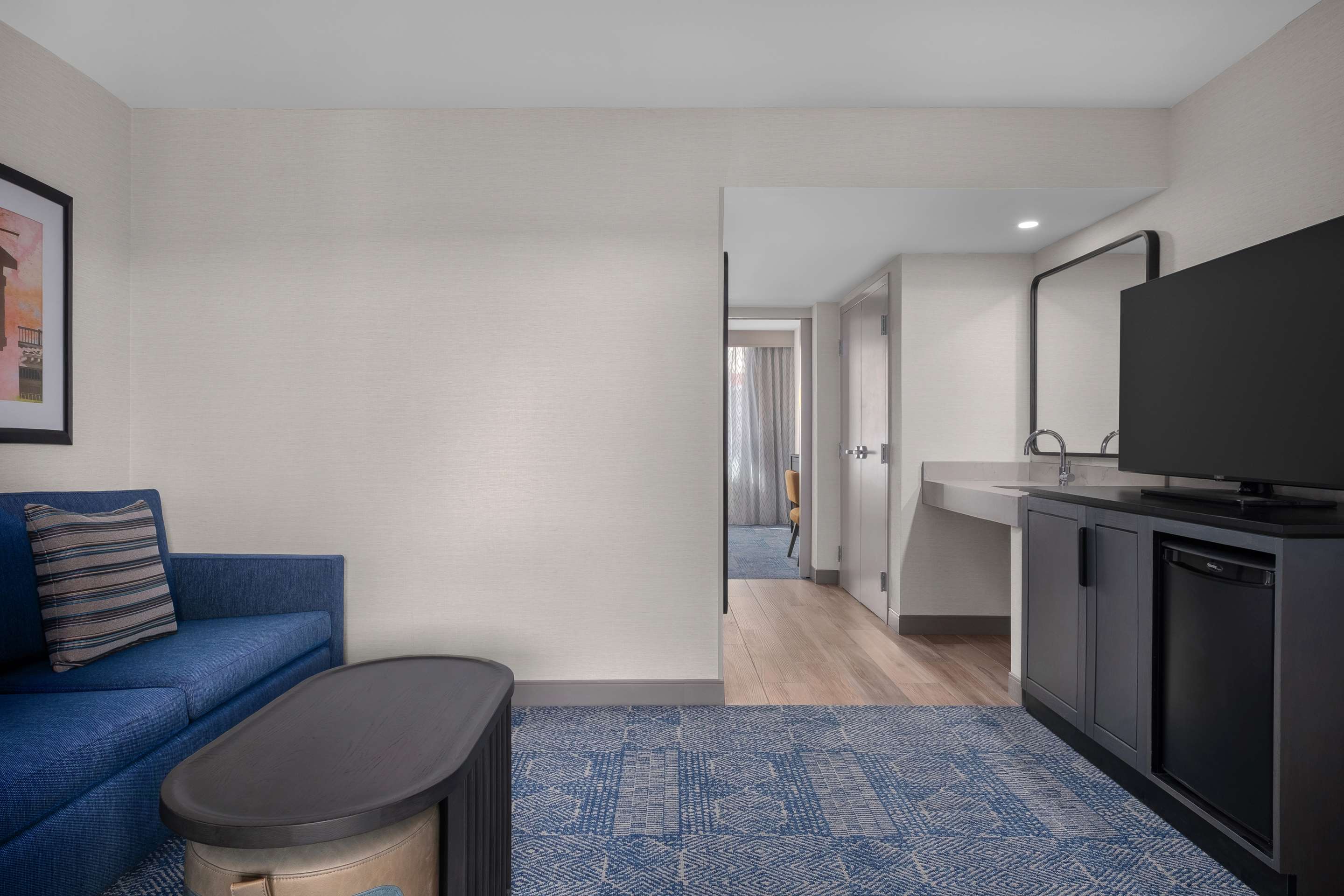 Guest room