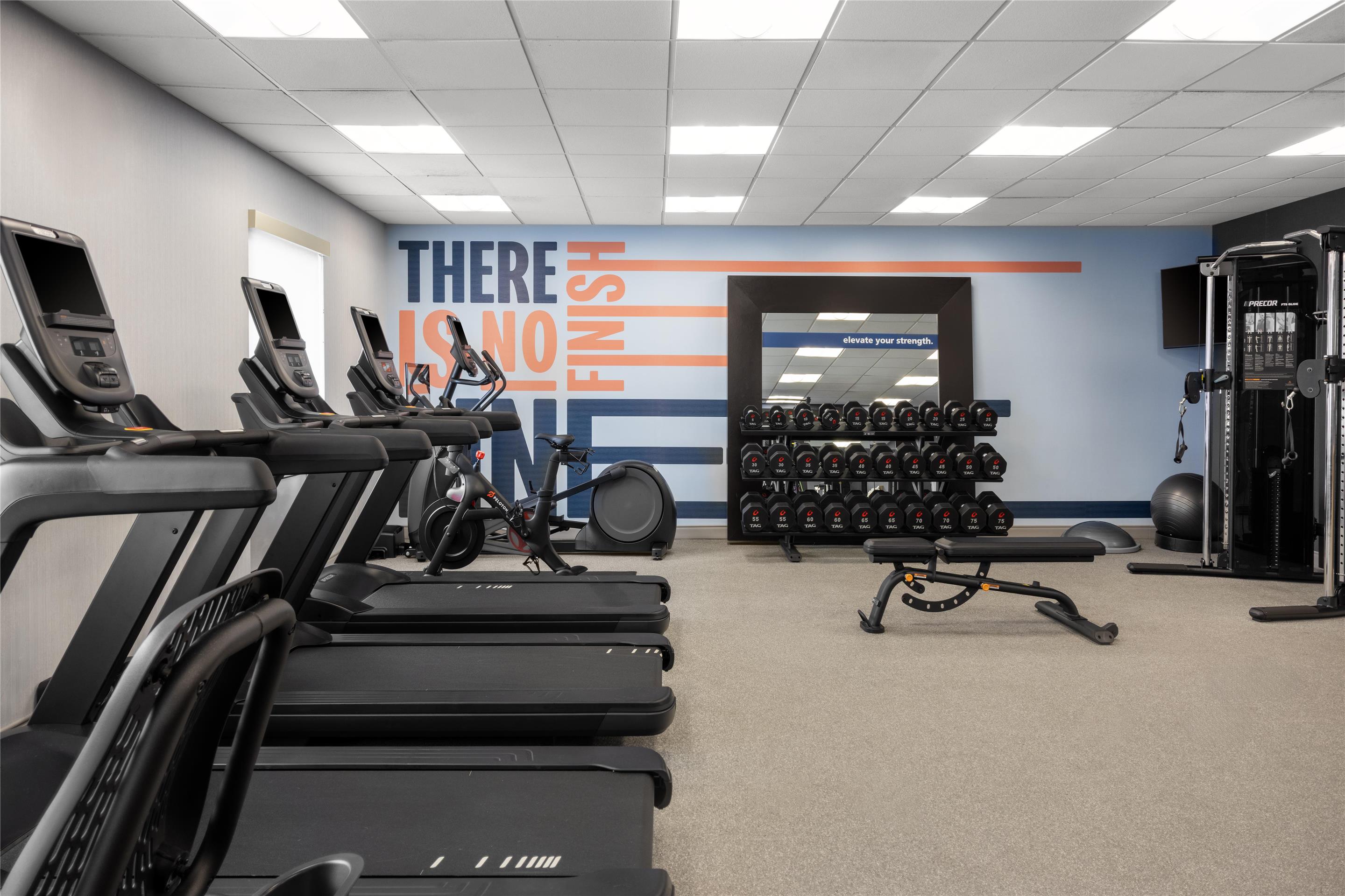 Health club fitness center gym | Hampton Inn Lexington Medical Center