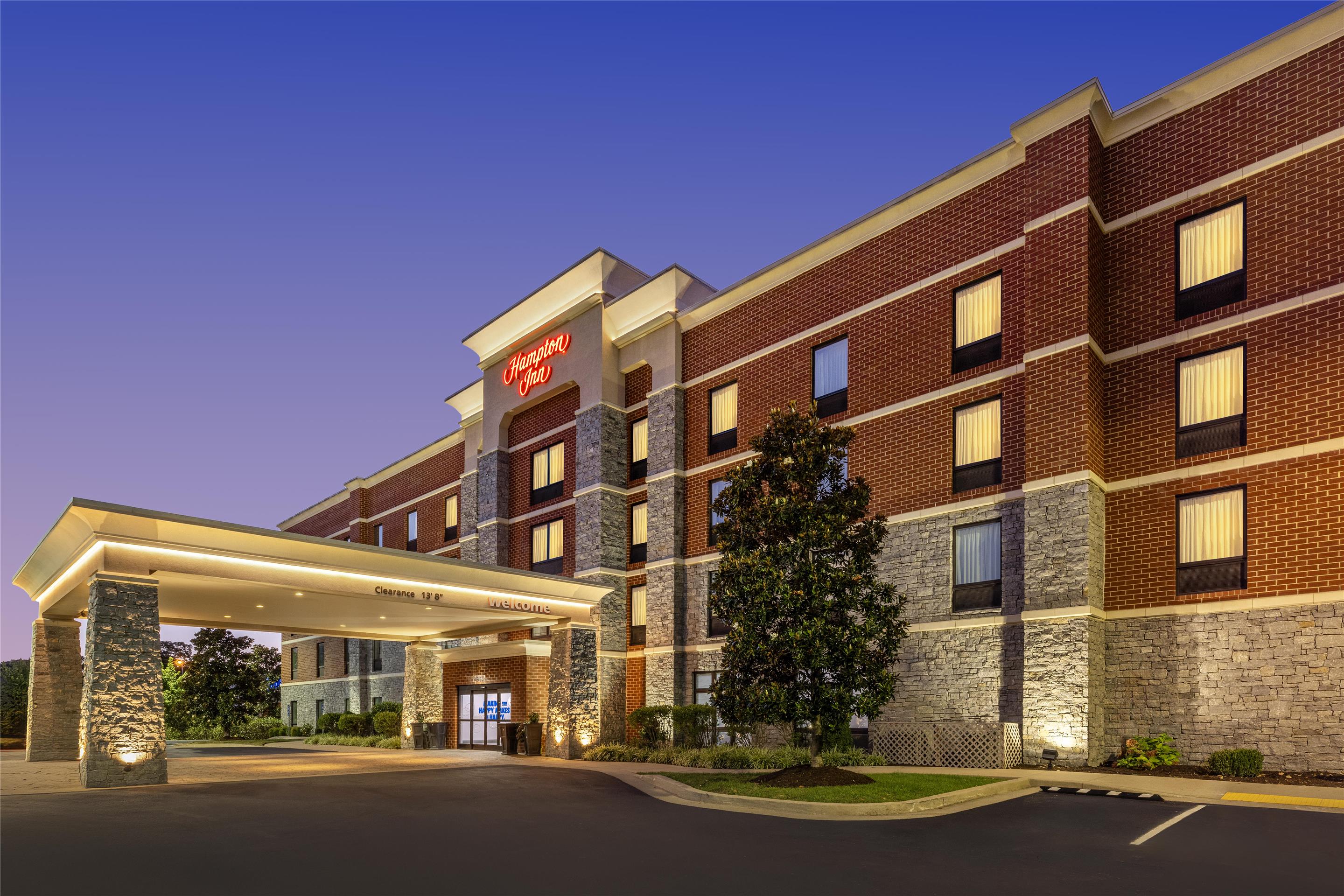 Exterior | Hampton Inn Lexington Medical Center