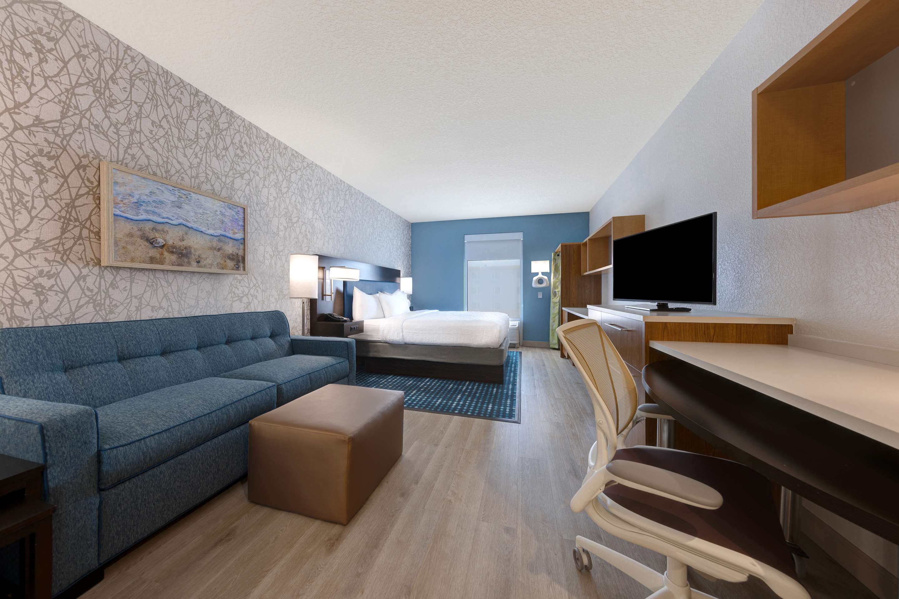 Guest room