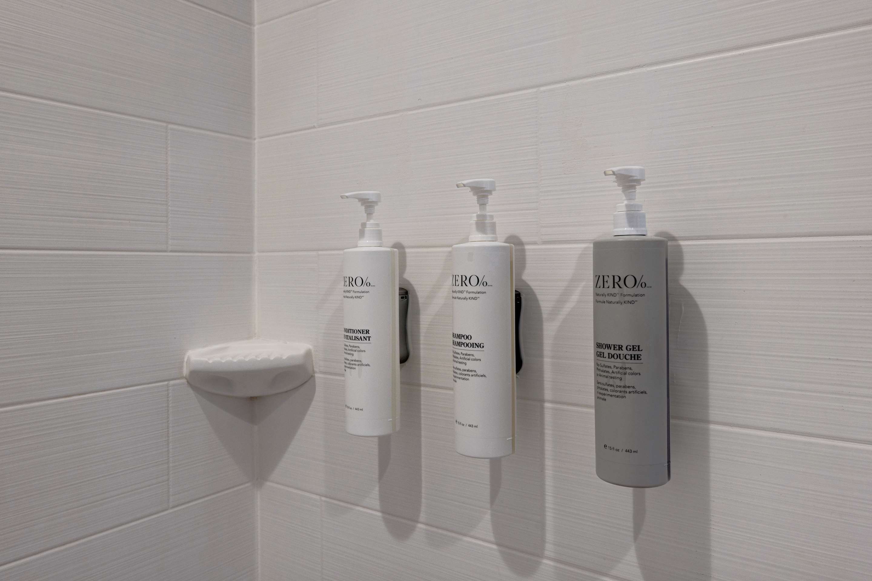 Guest room bath