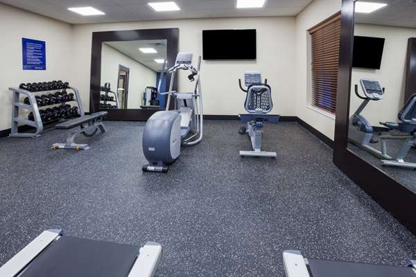 Fitness/ Exercise Room - Hampton Inn & Suites South Sioux City