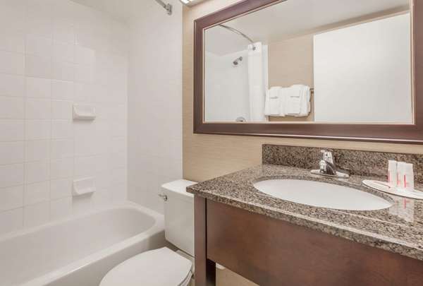  - Baymont Inn & Suites Red Deer