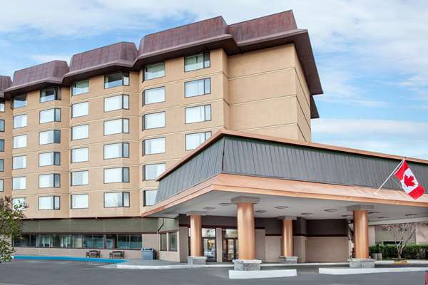 Exterior view - Baymont Inn & Suites Red Deer