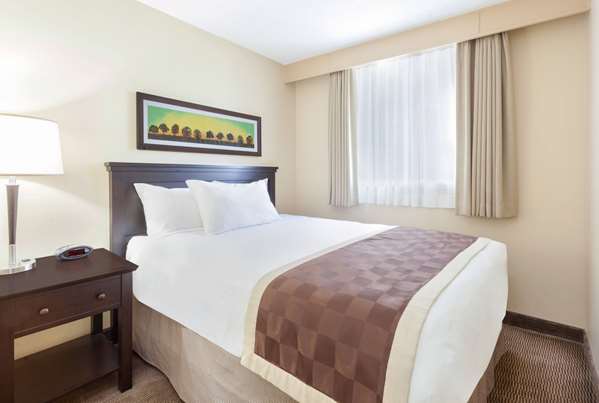  - Baymont Inn & Suites Red Deer