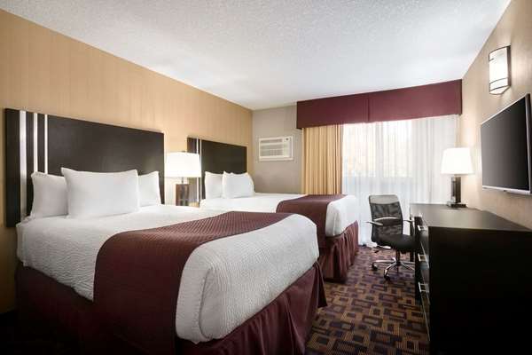  - Days Inn Sylvan Lake