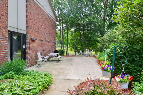  - Americas Best Value Inn Bluffton