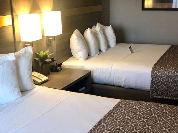  - Best Western Moriarty Heritage Inn