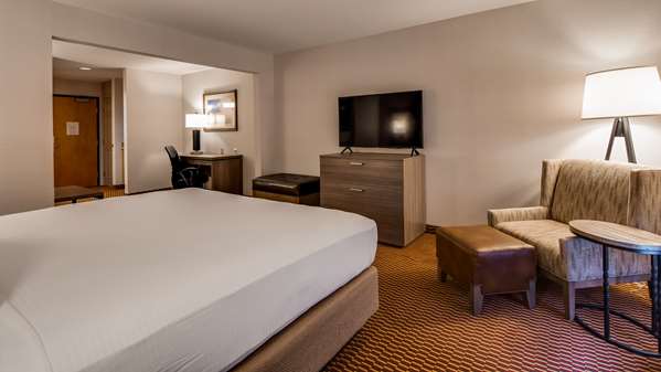  - Best Western Moriarty Heritage Inn