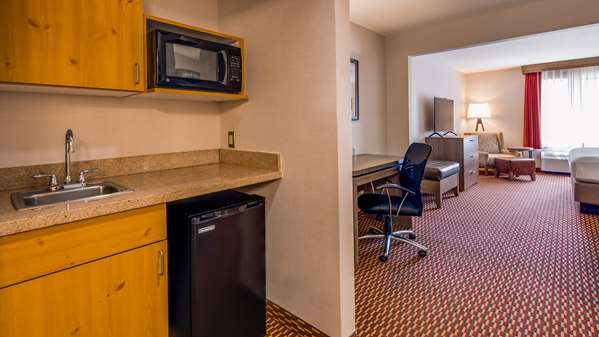  - Best Western Moriarty Heritage Inn