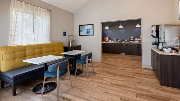 Amenities - Best Western Hampshire Inn Seabrook