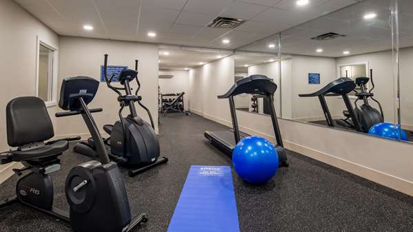 Fitness/ Exercise Room - Best Western Hampshire Inn Seabrook
