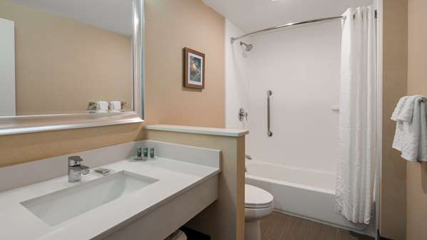  - Best Western Hampshire Inn Seabrook