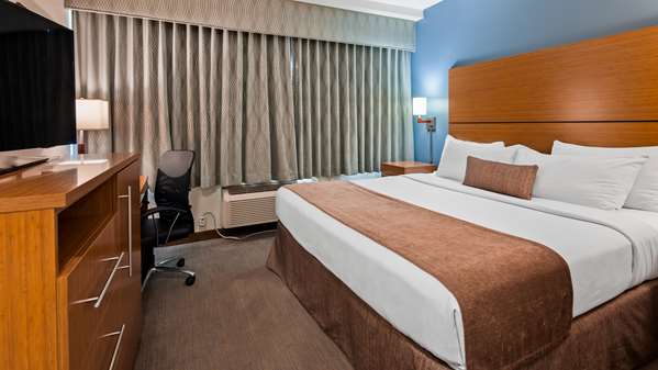  - Best Western Plus Philadelphia Convention Center Hotel