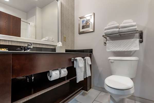  - Best Western Plus The Hammondsport Hotel