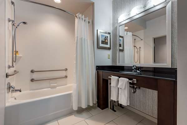  - Best Western Plus The Hammondsport Hotel