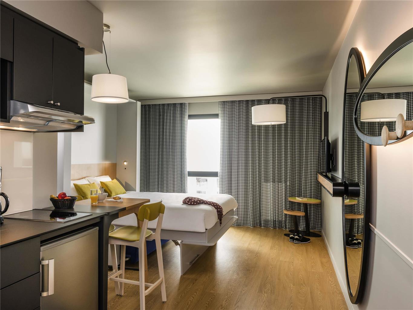 Adagio access Colombes La Defense