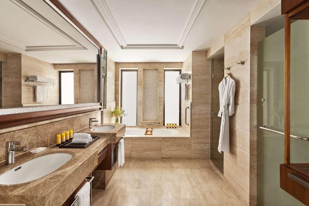 Shangri La Sanya-guestroom-Guest Room,Bathroom,On-Site.jpg