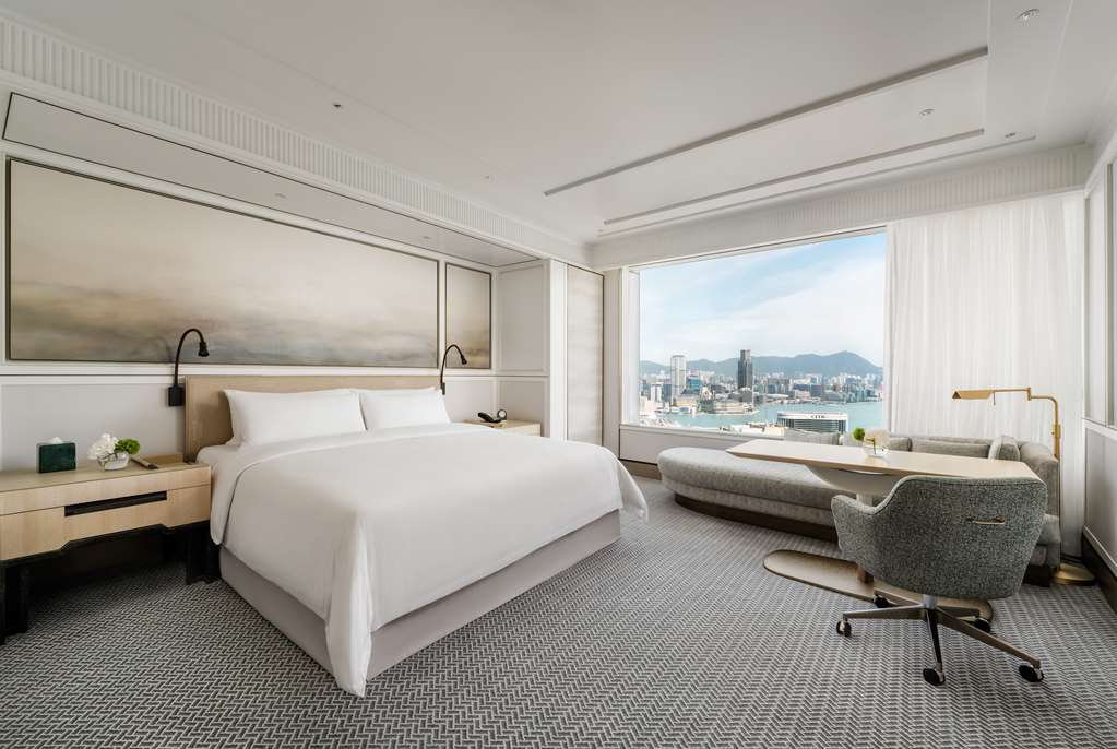 Island Shangri-La Hong Kong