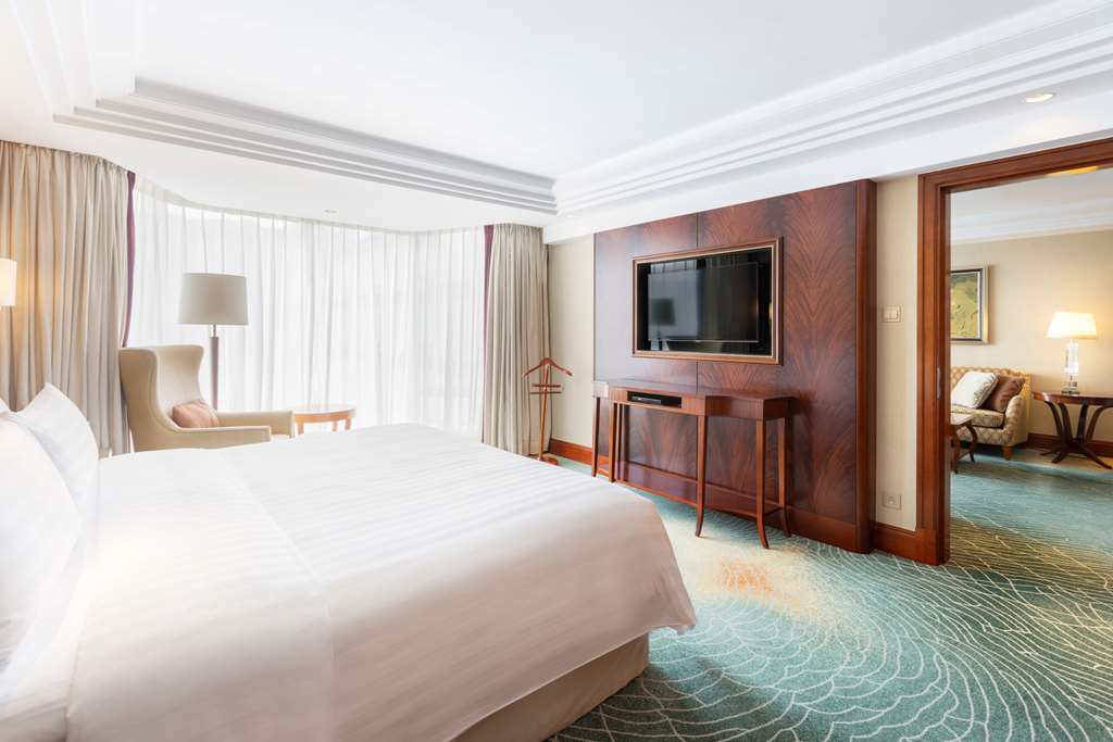 Kowloon Shangri-La, Hong Kong