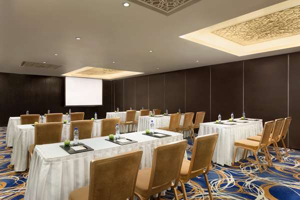 JEN MALDIVES MALE - Photo 38