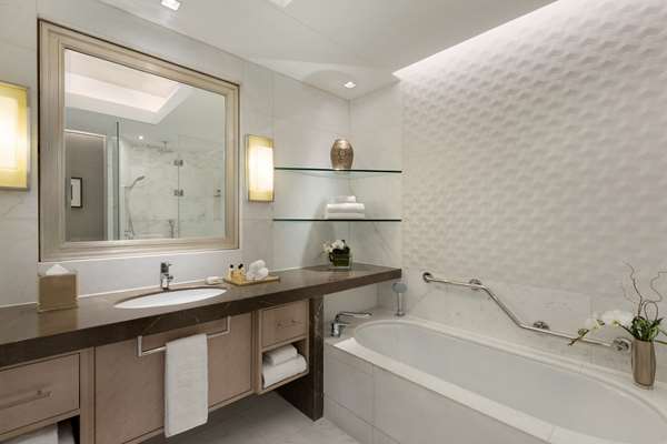 Guest Room,Bathroom,On-Site