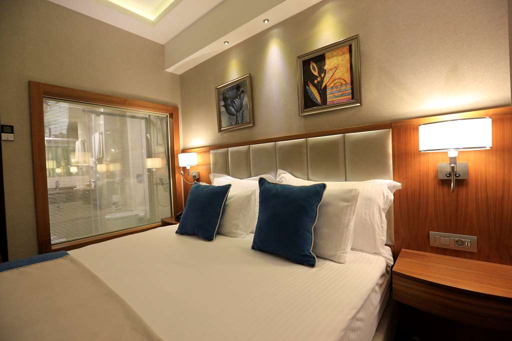 Best Western Premier Karsiyaka Convention & Spa Hotel-guestroom-Guest Room,Indoor/Interior,On-Site.jpg