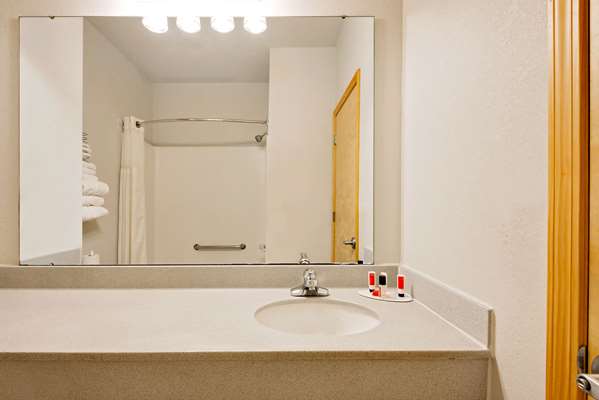  - Baymont Inn & Suites Lawrenceburg