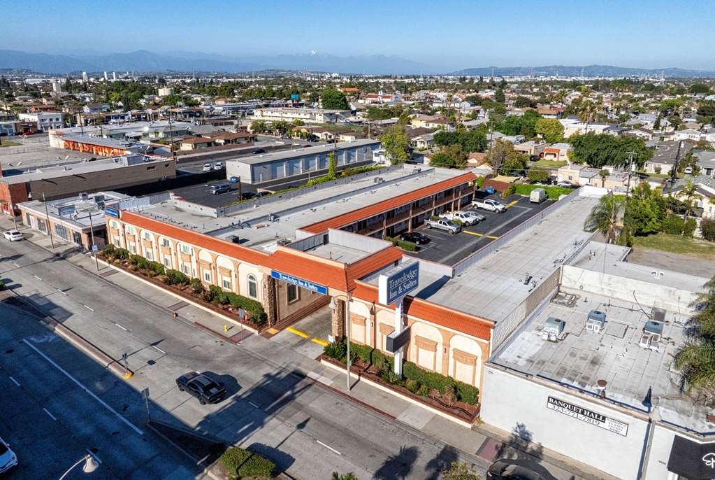 Travelodge Inn & Suites Bell