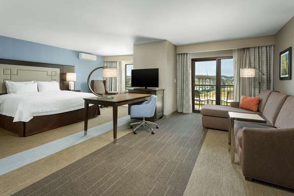  - Hampton Inn & Suites Napa