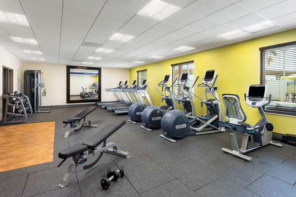 Fitness/ Exercise Room - Hampton Inn & Suites Napa
