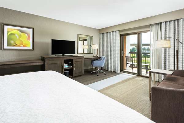  - Hampton Inn & Suites Napa