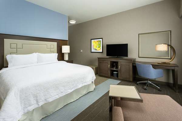  - Hampton Inn & Suites Napa