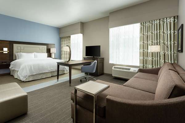  - Hampton Inn & Suites Napa