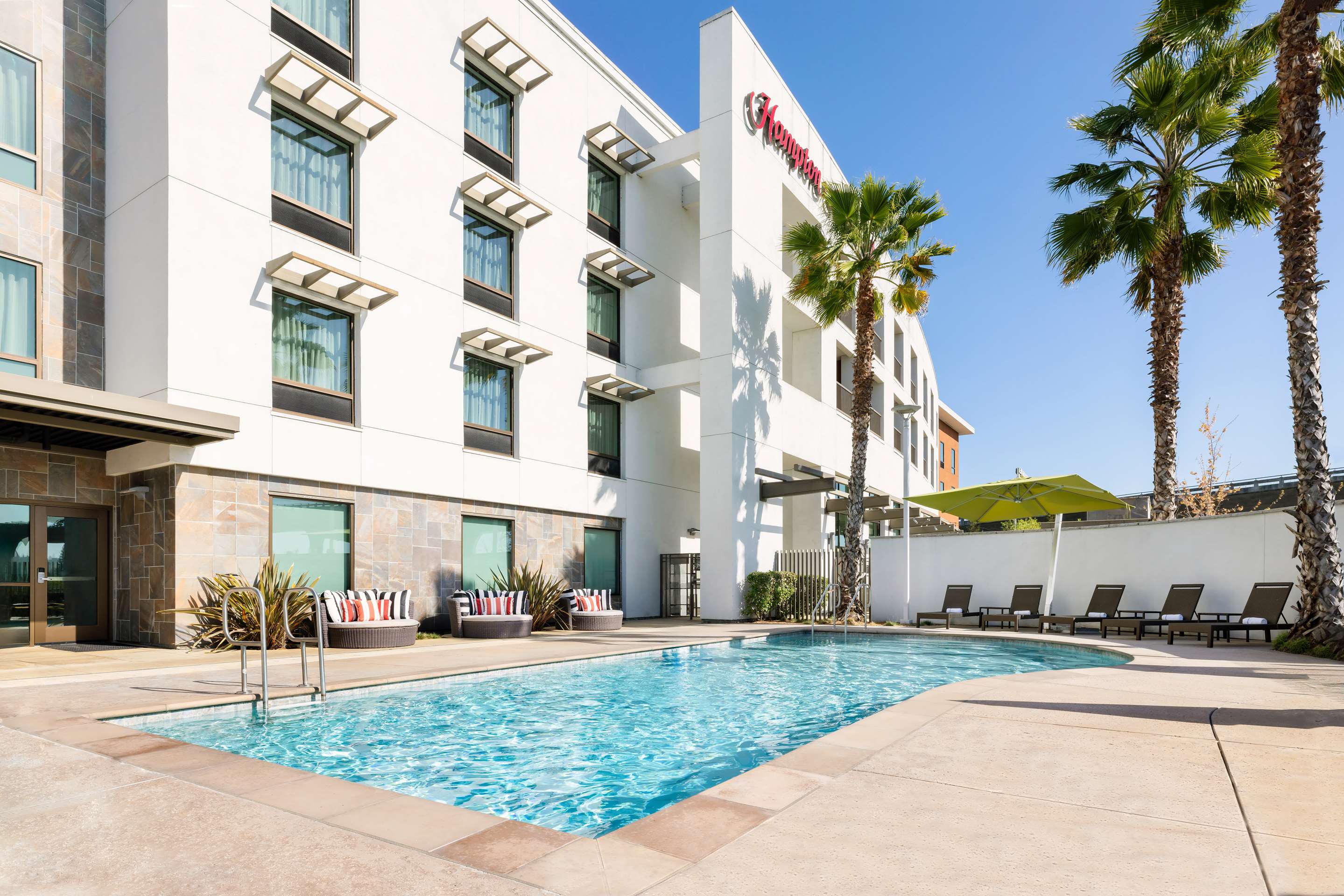 Pool | Hampton Inn & Suites Napa