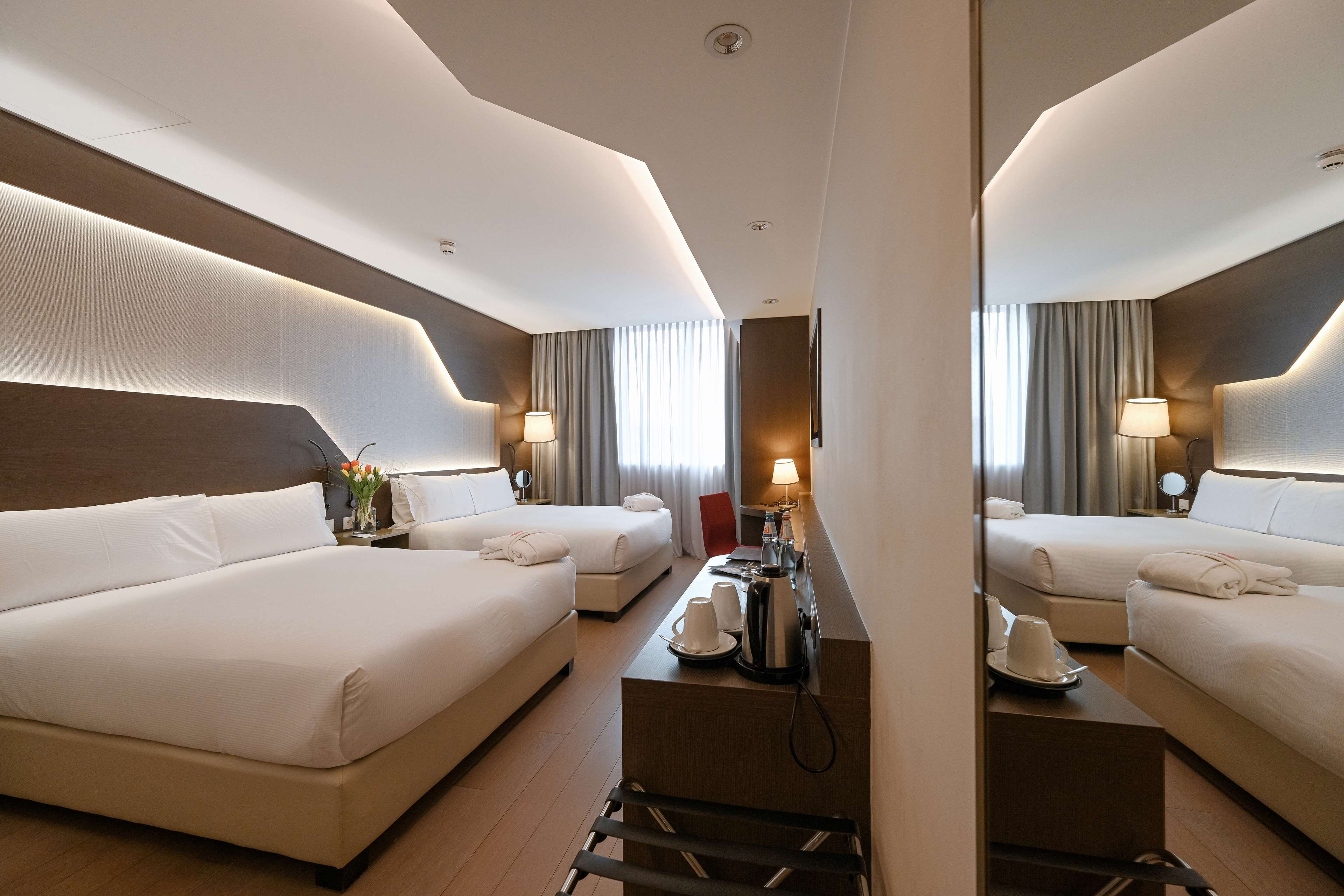 DoubleTree by Hilton Hotel Yerevan City Centre Room Type - TWO QUEEN BEDS DLX FAM RM