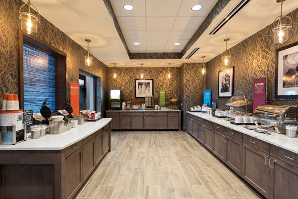 Restaurant - Hampton Inn & Suites Downtown Grand Rapids - I-196, Exit 78