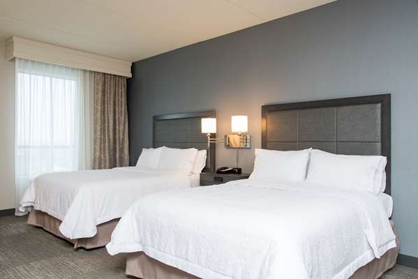  - Hampton Inn & Suites Downtown Grand Rapids - I-196, Exit 78