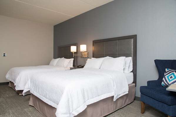  - Hampton Inn & Suites Downtown Grand Rapids - I-196, Exit 78