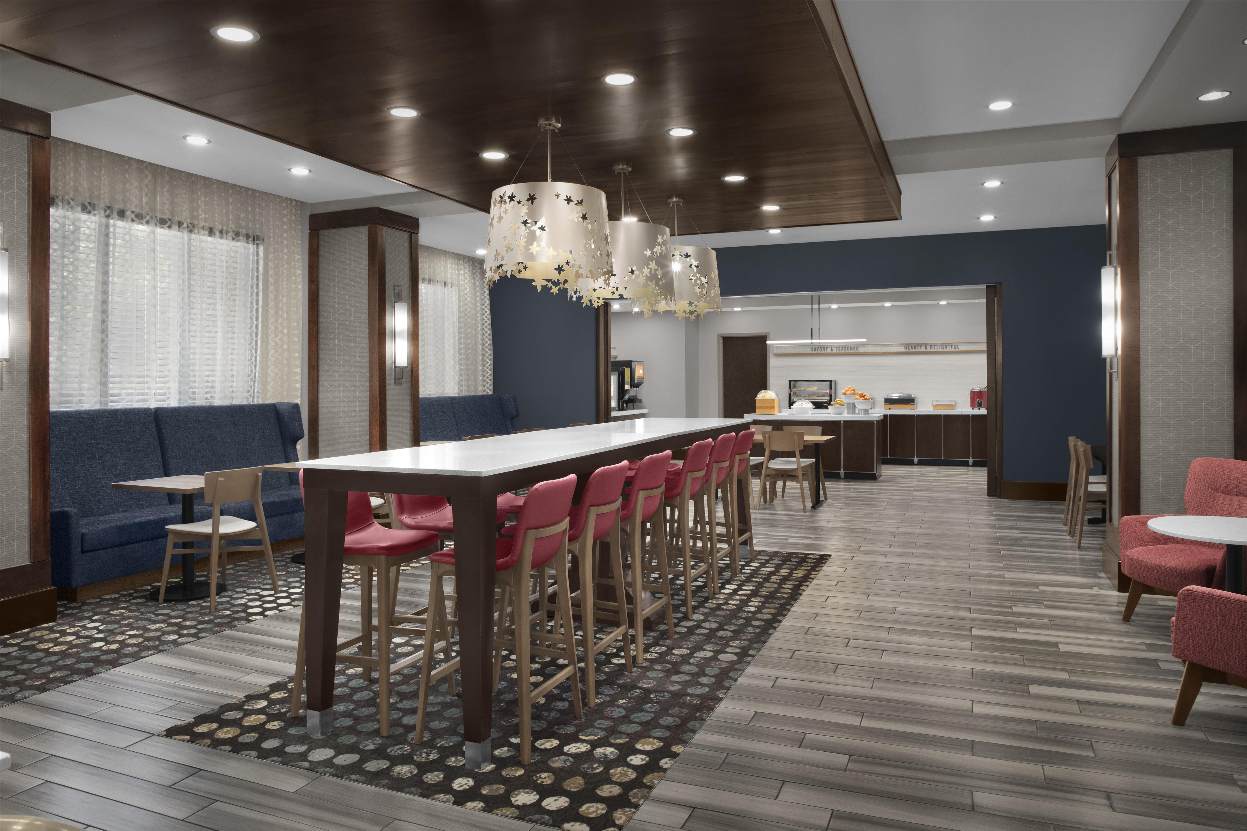 Breakfast Area | Home2 Suites by Hilton Hattiesburg