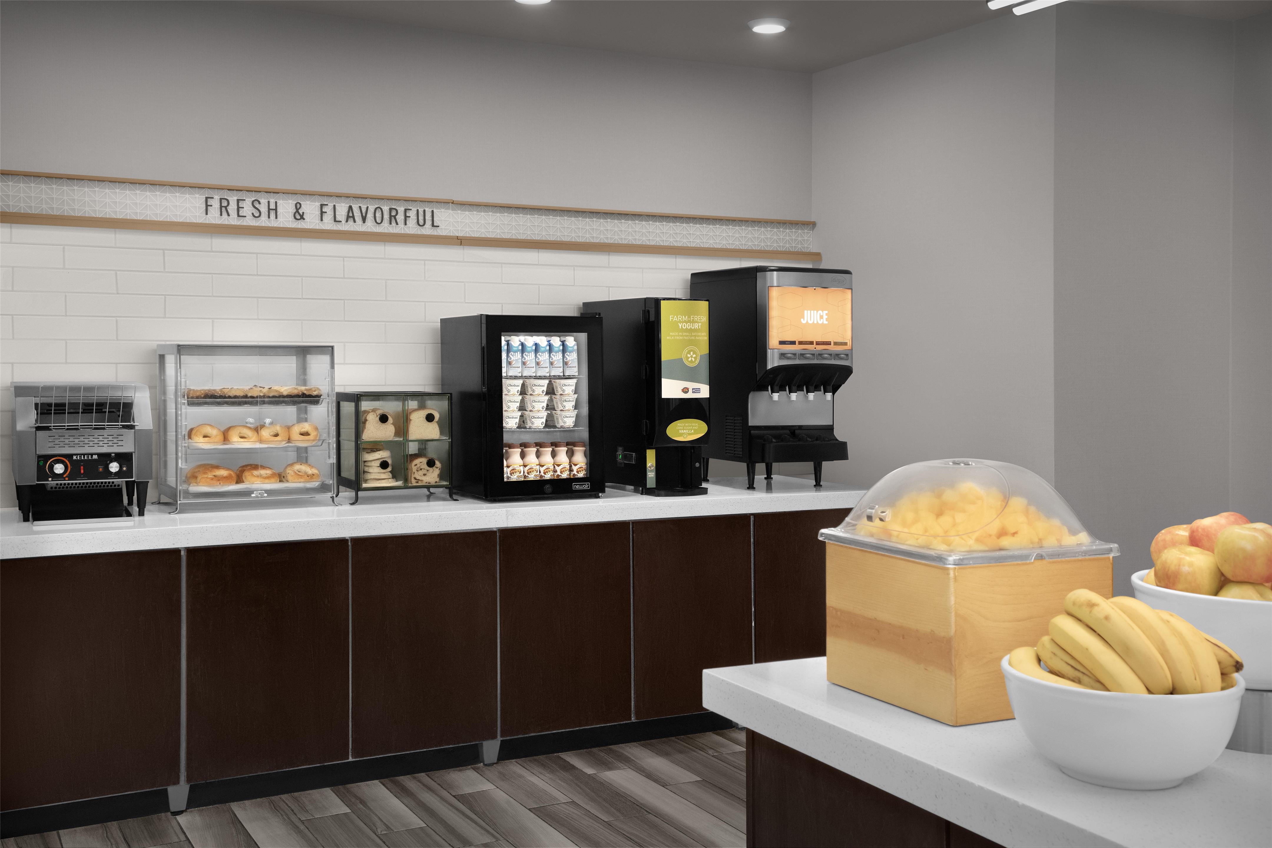 Breakfast Area | Home2 Suites by Hilton Hattiesburg
