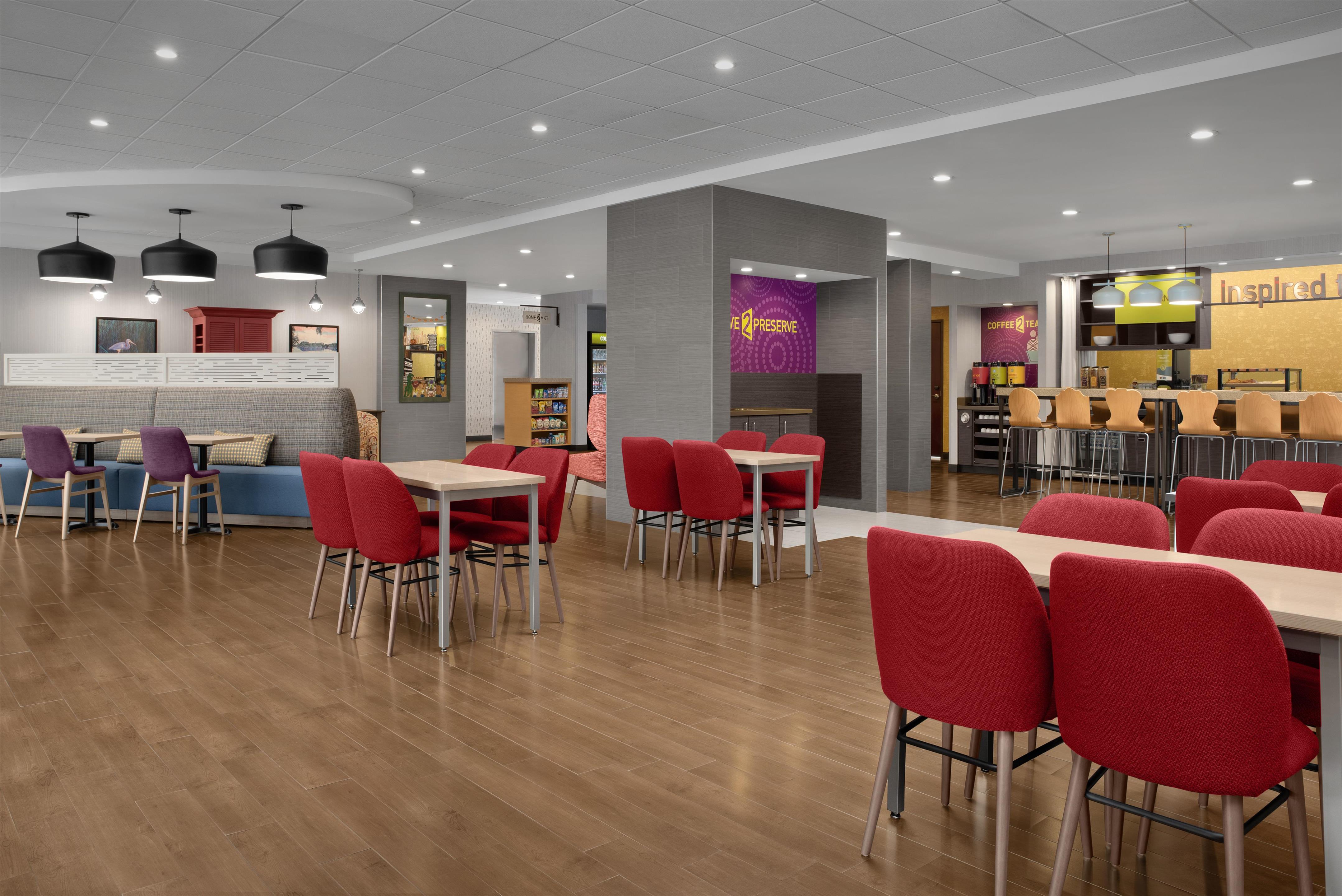 Lobby | Home2 Suites by Hilton Lake City