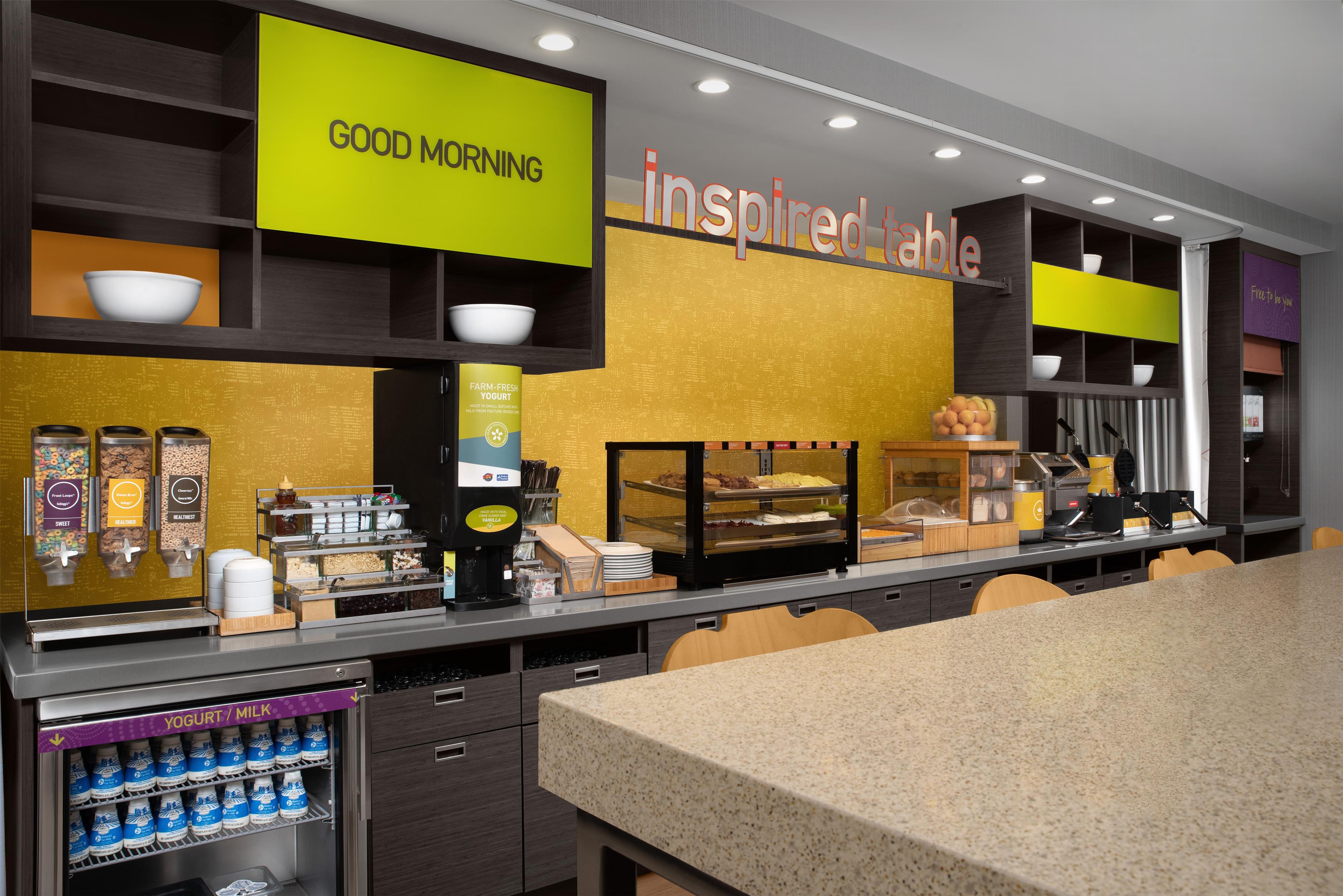 Breakfast Area | Home2 Suites by Hilton Lake City