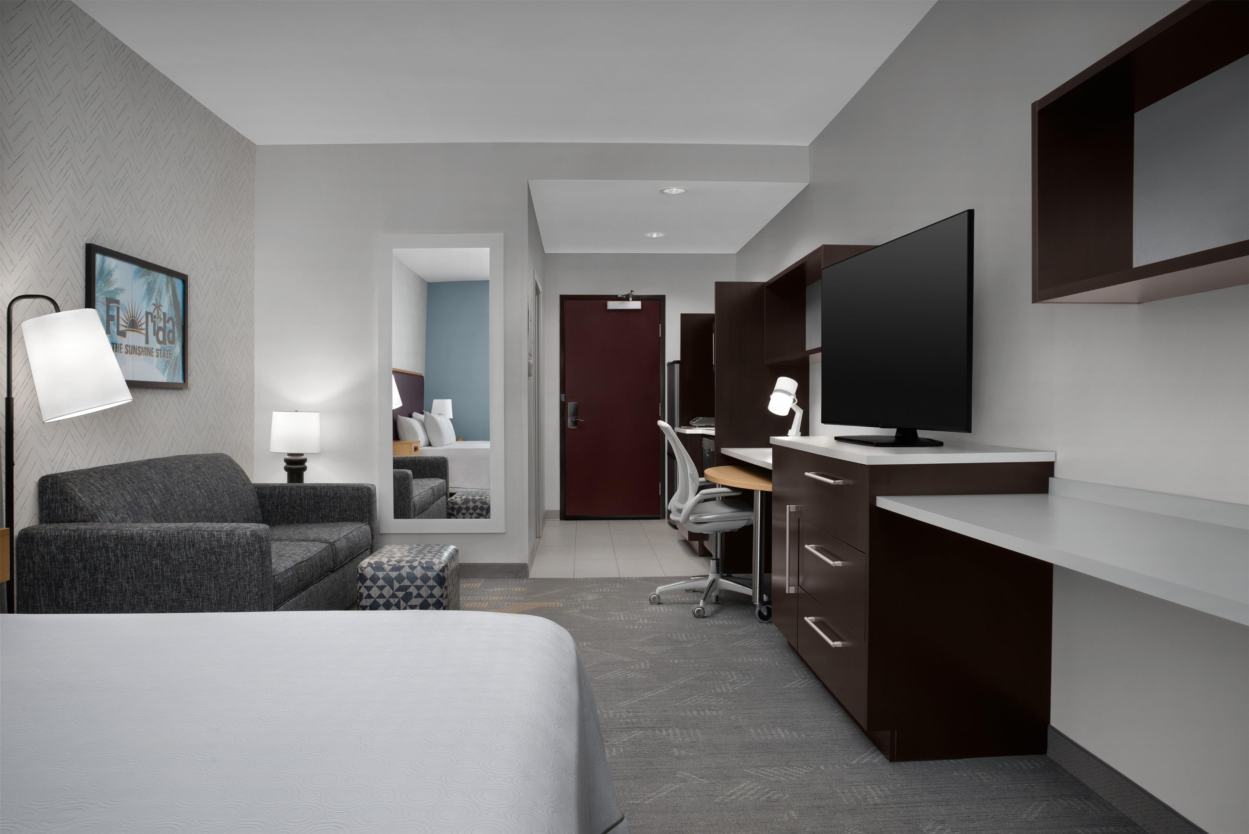 Guest room